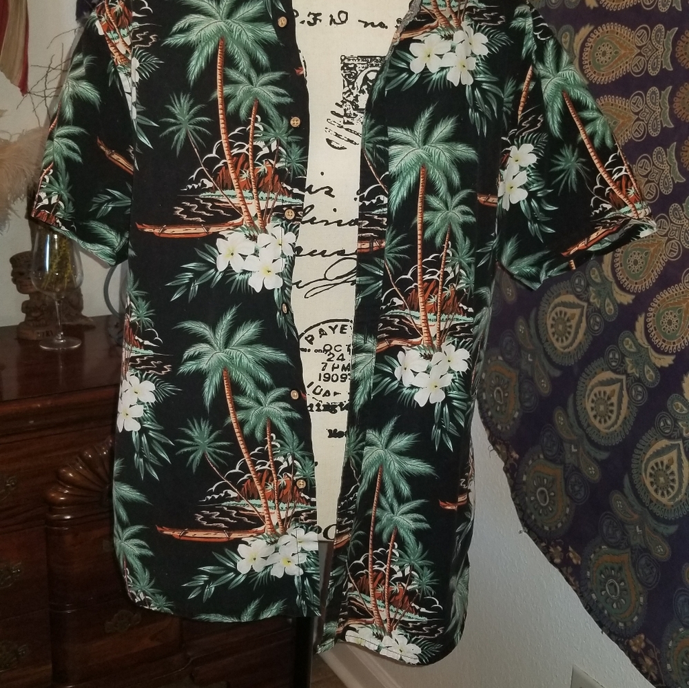 Black  Floral print size large cactus man button-up shirt